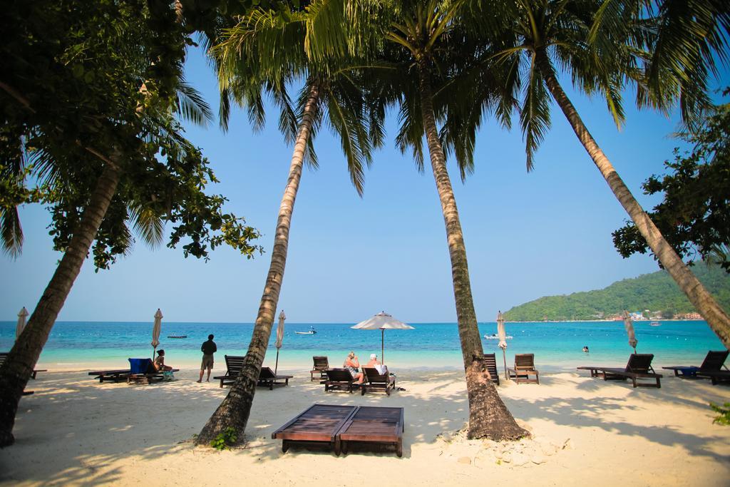Tuna Bay Island Resort Kampong Pasir Hantu Dış mekan fotoğraf