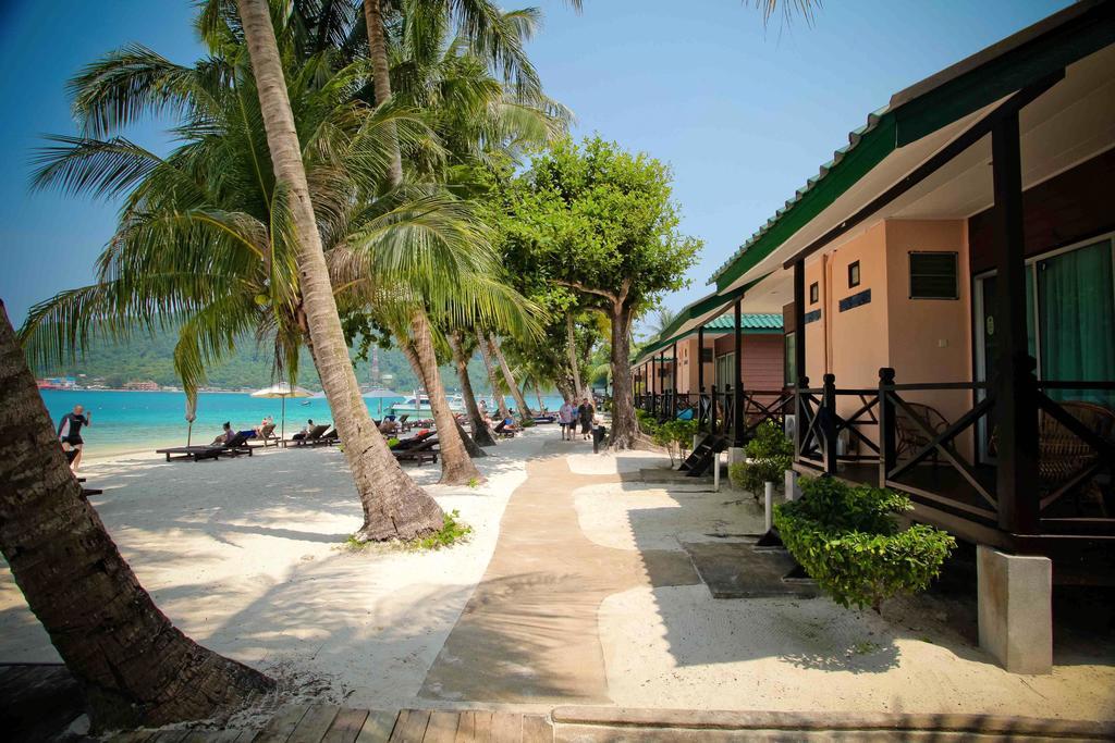 Tuna Bay Island Resort Kampong Pasir Hantu Dış mekan fotoğraf